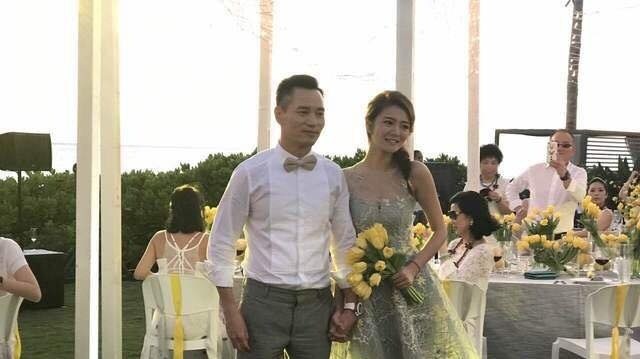 Đám cưới lãng mạn, ấm áp của An Dĩ Hiên và đại gia Macau - 11
Chú rể của An Dĩ Hiên vốn là đại gia Macau.