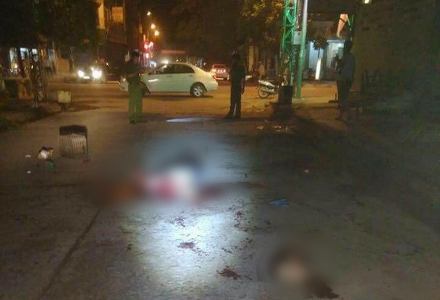 Bắt 2 nghi phạm vụ hỗn chiến kinh hoàng khiến một người tử vong - 1
Hiện trường vụ án mạng kinh hoàng khiến nam thanh niên tử vong