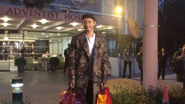 Angelababy xinh đẹp, quyến rũ chỉ sau vài ngày sinh con trai đầu lòng - 11 Angelababy xinh đẹp, quyến rũ chỉ sau vài ngày sinh con trai đầu lòng - 11
