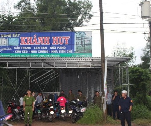 Đôi nam nữ chết trong căn nhà thuê: Giết bạn gái rồi tự tử - 1 Cửa hàng quần áo nơi xảy ra vụ việc