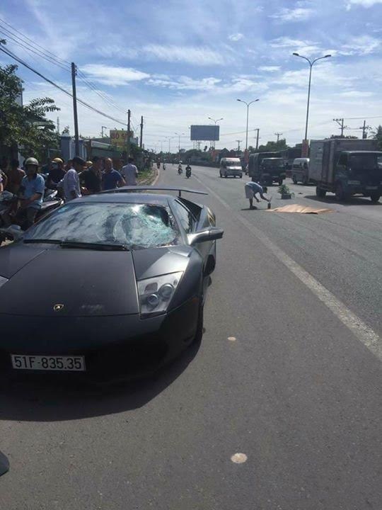 Siêu xe Lamborghini tông chết người đi bộ qua đường | Báo Dân trí