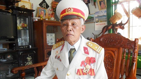 Vụ nổ 6 người chết: Chuyên gia nói về sức công phá của đạn pháo 105 ly - 3
Ông Cao Văn Nhiến, nguyên Chỉ huy trưởng Cơ quan Quân sự huyện Khánh Sơn, Khánh Hòa, cũng là một người bản địa sống lâu năm tại địa phương này