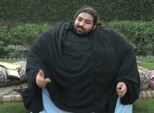 Người "khổng lồ" Pakistan nặng hơn 400kg - 1 Người "khổng lồ" Pakistan nặng hơn 400kg - 1