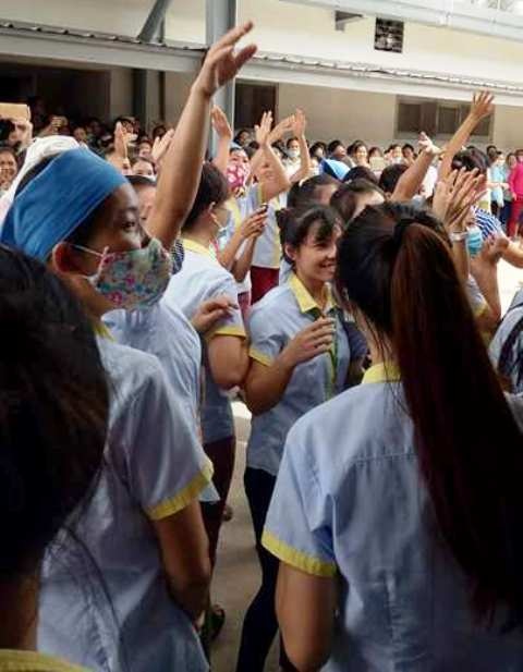 Thanh Hóa: Hơn 6.000 công nhân đình công đòi quyền lợi - 1
Hàng ngàn công nhân may Công ty S&H Vina đình công đòi quyền lợi