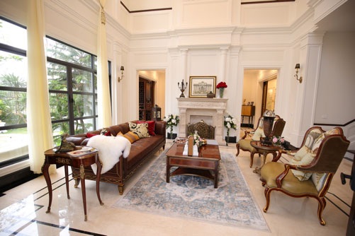 Không gian sang trọng bên trong biệt thự mẫu