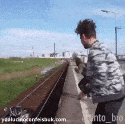 Thoát chết trong gang tấc