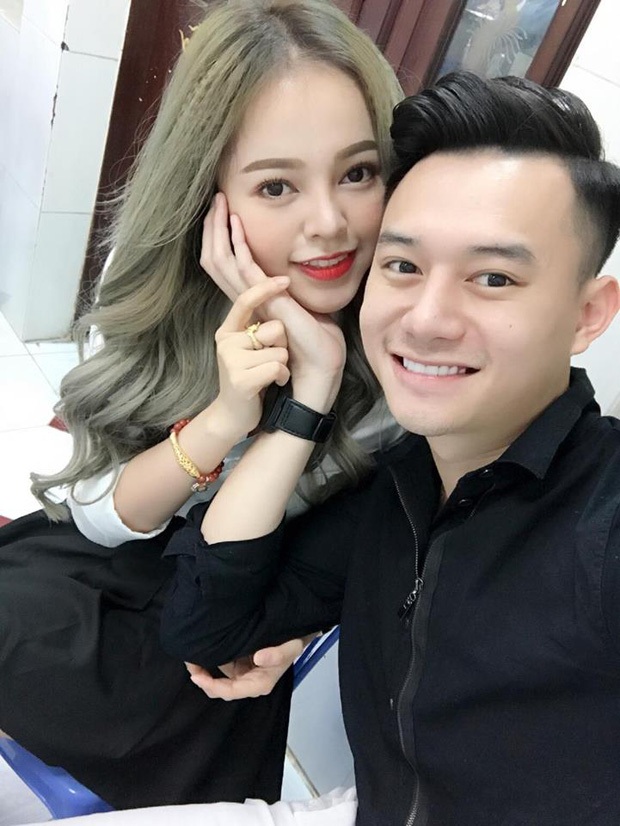 Minh Hà đáp chuyện cưới Chí Nhân; mỹ nhân “lẳng lơ nhất màn ảnh Việt” tiết lộ đời tư - 7 Thời gian qua, công chúng chưa hết bất ngờ vì dung nhan bạn gái 9x xinh đẹp, nóng bỏng như hot girl của Anh Dũng Sống chung với mẹ chồng thì lại có tin đồn nam diễn viên và bạn gái đã chia tay. Trong một bình luận trên mạng xã hội ở thời điểm đó, khi được hỏi người yêu đâu?, Anh Dũng thẳng thắn trả lời: “Anh vẫn cô đơn sớm tối” khiến những đồn đoán càng thêm căn cứ. Trả lời câu hỏi của PV Dân trí về tin đồn tình cảm, Anh Dũng đáp: “Tôi không muốn nói gì về chuyện này, đây là chuyện riêng nên tôi không muốn chia sẻ”. Anh cũng nói thêm, bản thân muốn tìm một người bạn gái hiểu và chia sẻ cho đặc thù công việc của mình.