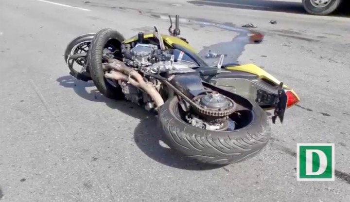 Mô tô phân khối lớn tông xe máy chạy ngược chiều, 5 người bị thương - 2