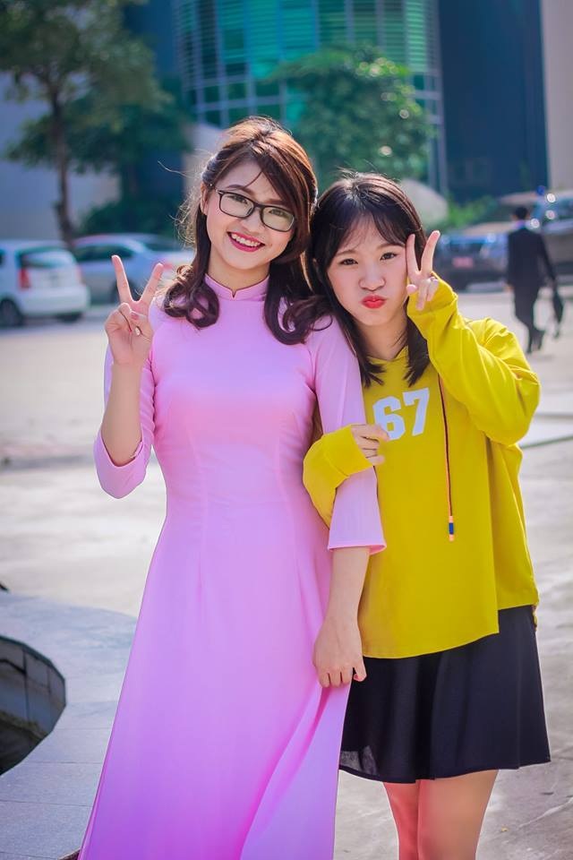 Nữ sinh kỹ thuật tươi như hoa khiến người đối diện "mê mẩn" - 9 Nữ sinh kỹ thuật tươi như hoa khiến người đối diện "mê mẩn" - 9