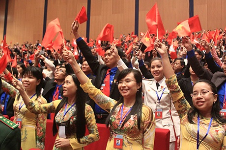 Hoa hậu Mỹ Linh xinh đẹp cổ động Đại hội Đoàn thành phố Hà Nội - 3 Hoa hậu Mỹ Linh xinh đẹp cổ động Đại hội Đoàn thành phố Hà Nội - 3
