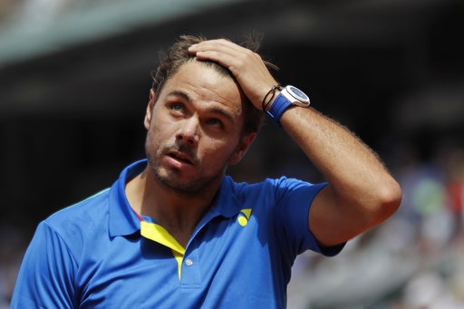 
Sự buồn bã của Wawrinka trước những cú đánh hỏng liên tục
