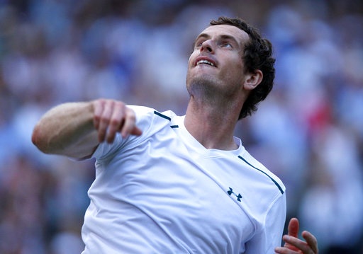 
Andy Murray ăn mừng chiến thắng trước Fognini
