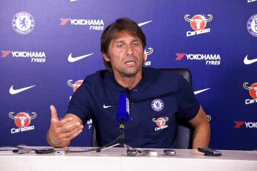 Chelsea - Burnley: Lợi thế sân nhà - 2
HLV Conte sẽ bắt đầu mùa giải khi đội bóng của ông thiếu hụt nghiêm trọng về nhân sự