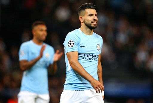 Aguero đá hỏng penalty, Man City vẫn thắng Shakhtar - 3
Aguero không có duyên ghi bàn ở trận đấu này