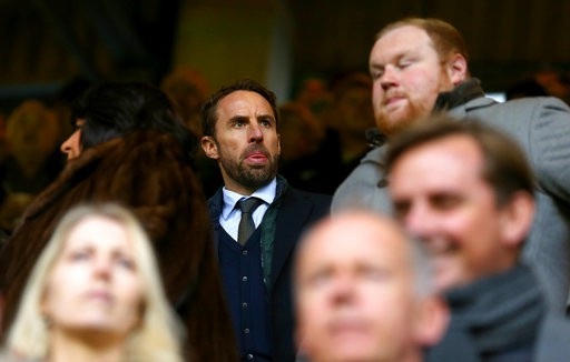 Burnley 0-1 Arsenal: Quả phạt đền oan nghiệt - 3
Gareth Southgate, huấn luyện viên trưởng tuyển Anh đến theo dõi trận đấu