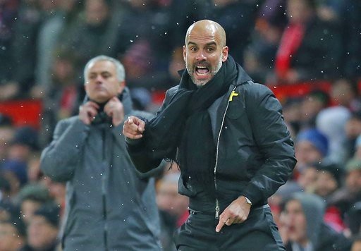 Man Utd 1-2 Man City: Tội đồ Lukaku - 2
Guardiola ăn mừng khi học trò làm tung lưới MU
