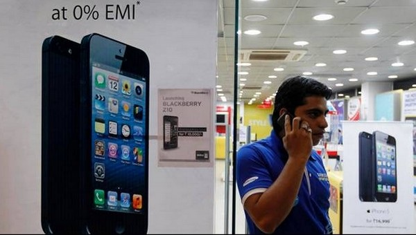 Apple sẽ bắt đầu sản xuất iPhone tại Ấn Độ, giá bán sẽ có biến động? - 1 Apple sẽ sản xuất iPhone tại Ấn Độ, như một bước để tiến sâu hơn vào thị trường này