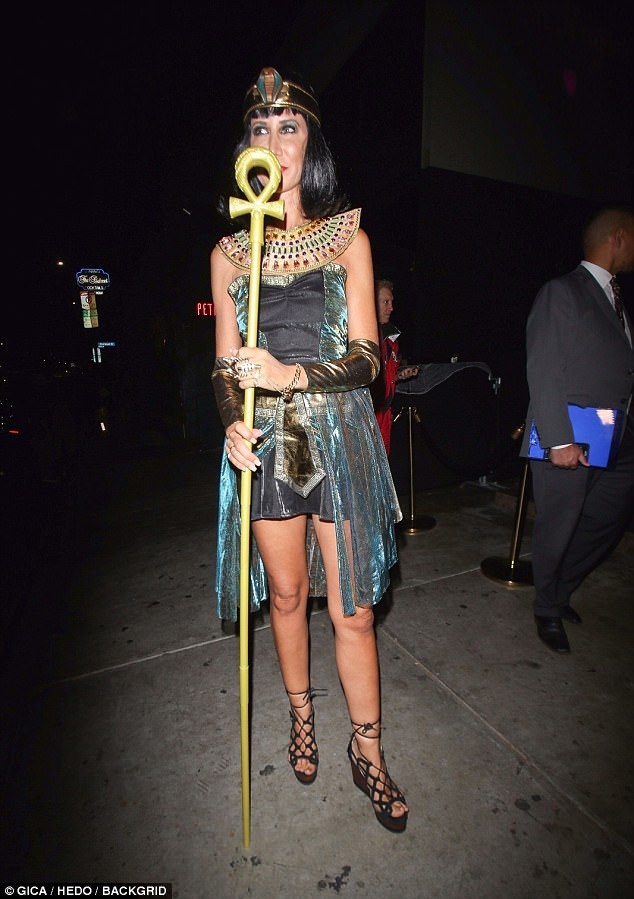 
Victoria Hervey hóa nữ hoàng Cleopatra
