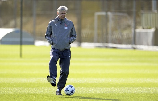 West Brom - Arsenal: Trong cơn khát điểm - 2
Wenger đang phải chịu nhiều sức ép do phong độ kém ổn đinh của Arsenal