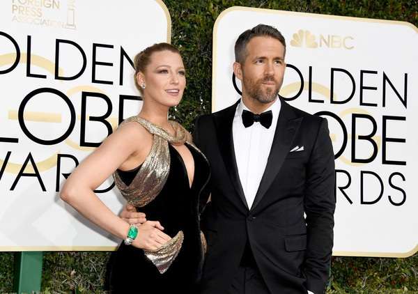 Dập dìu kiều nữ trên thảm đỏ lễ trao giải Quả Cầu Vàng - 6
Blake Lively và Ryan Reynolds là một trong những cặp sao quyền lực nhất Hollywood hiện nay