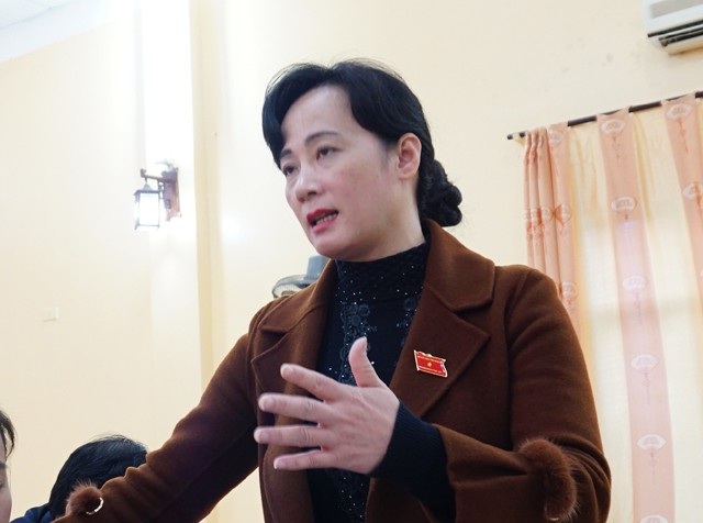 Khi dân giàu mới hết cảnh mua thuốc không cần đơn (?!) - 1 Đại biểu Phan Thị Hoan: Tràn làn bán thuốc không kê đơn, trách nhiệm của Sở Y tế ở đâu?