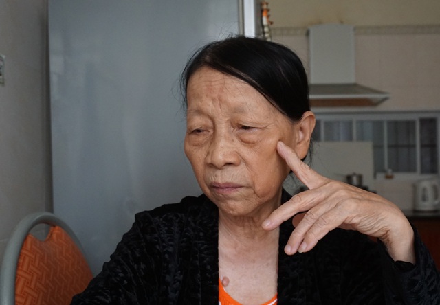 Với bà, nỗi day dứt và mong mỏi lớn nhất là có thể tìm thấy nơi an táng của liệt sỹ Lê Công Trinh và liệt sỹ Trần Quốc Sự, liệt sỹ Đào Đức Lợi