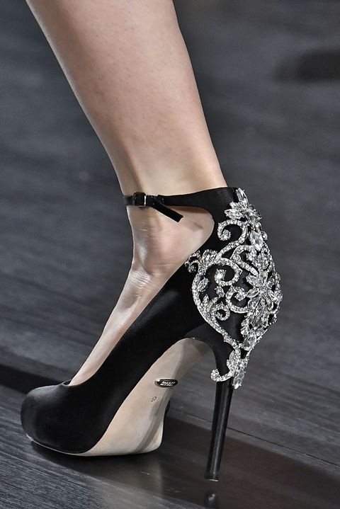 Những mẫu giày dép mốt nhất mùa thu đông 2017 - 8
Badgley Mischka