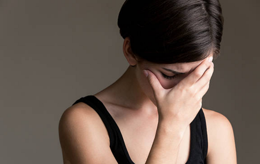 Phiêu lưu tình cảm với bạn thân của chồng: “Giấy sao gói được lửa” - 1 Phiêu lưu tình cảm với bạn thân của chồng: “Giấy sao gói được lửa” - 1