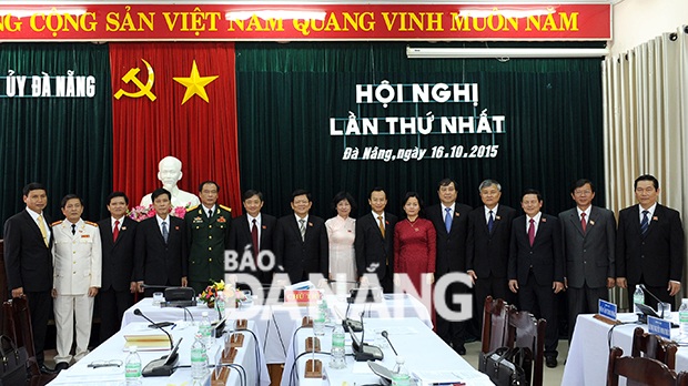 Bộ Chính trị kỷ luật cảnh cáo Ban Thường vụ Thành ủy Đà Nẵng - 1
Tập thể Ban thường vụ Thành ủy Đà Nẵng nhiệm kỳ 2015-2020.