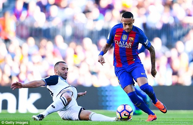 Barcelona tiếp đà thăng hoa sau chiến thắng lịch sử trước PSG? - 3
Neymar là người chói sáng nhất trong thắng lợi 6-1 trước PSG