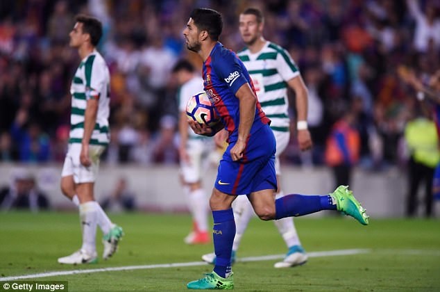 Luis Suarez luôn có duyên ghi bàn khi đối đầu Eibar