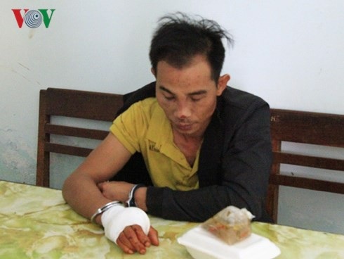 Tự xưng là bố để đón bé gái ra khỏi trường rồi bắt cóc - 1
Đối tượng Bằng bị bắt giữ (ảnh VOV)