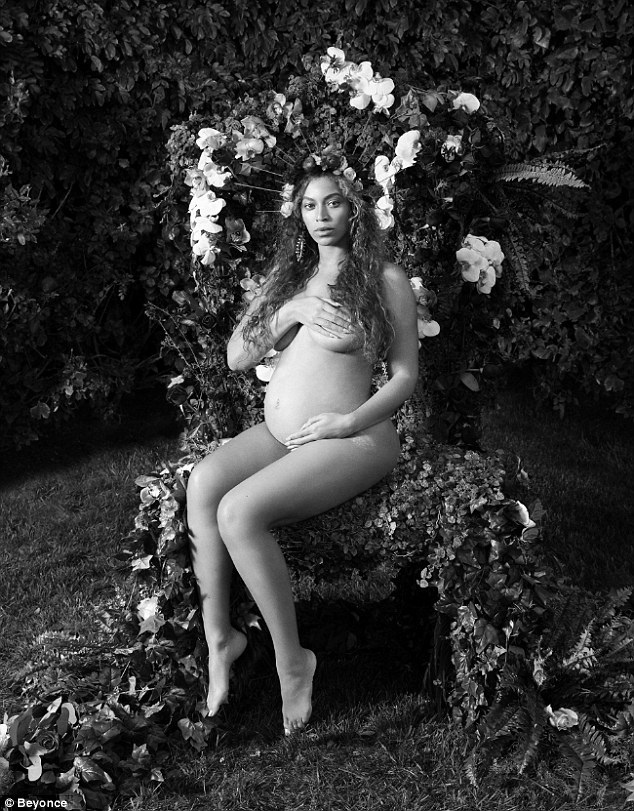 
Bà bầu Beyonce rạng ngời trong bộ ảnh mới
