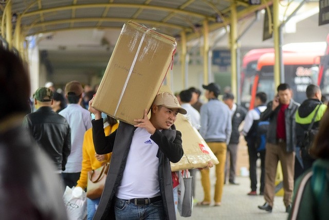 
Đối với nhiều người, kỹ nghỉ Tết Dương lịch liền vào cuối tuần nên được nghỉ tới 3 ngày, là dịp để về quê nghỉ ngơi.
