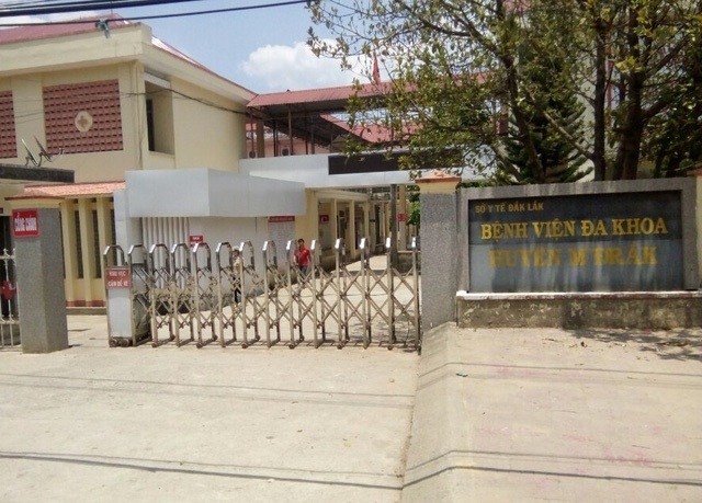 Bộ Y tế truy nguyên nhân khiến bé 1 tháng tuổi ở Đắk Lắk tử vong - 1 Bệnh viện Đa khoa huyện M’Đrắk bị tố tắc trách dẫn đến cái chết của bé 1 tháng tuổi.