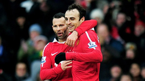 Công Vinh lên tiếng vụ mời Berbatov về đá V-League - 1
Berbatov đã nghỉ thi đấu thời gian khá dài