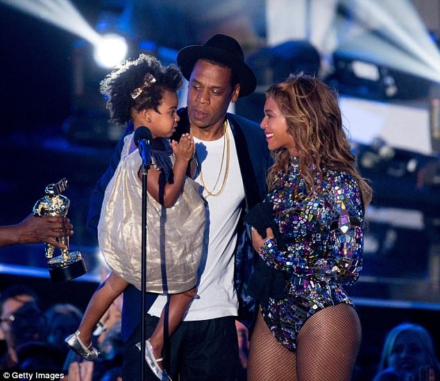 Beyonce Knowles đã sinh con - 2
Beyonce và Jay-Z đã có với nhau một cô con gái 5 tuổi.