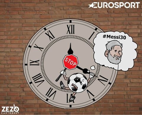 Góc biếm họa: C.Ronaldo tỏa sáng, Messi “mất vui” ngày sinh nhật - 4 Có lẽ, đã tới lúc Messi mong thời gian ngừng lại khi anh bước vào tuổi băm