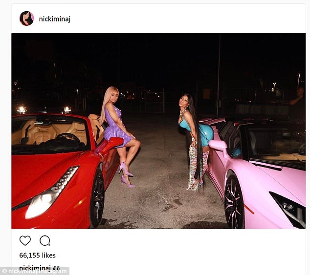 
Hai người đẹp hứa hẹn sẽ xuất hiện nóng bỏng trong MV Rake It Up
