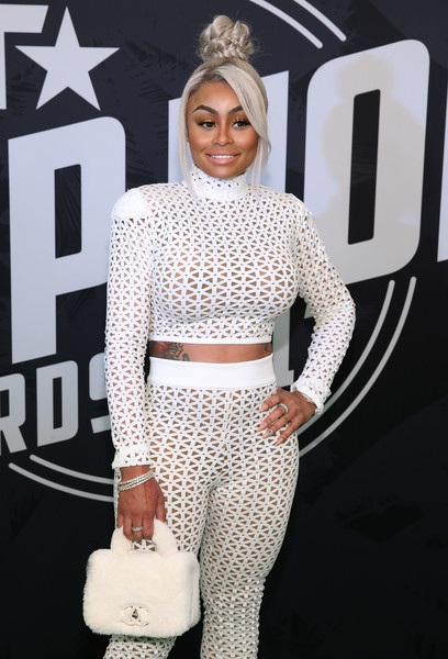 Người mẫu da màu gây sốc với trang phục hở bạo - 9
Blac Chyna - gái 2 con trông mòn con mắt