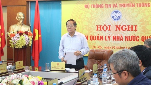 YouTube chặn, gỡ 1173 clip xấu độc theo yêu cầu Bộ TT&TT - 1
Bộ trưởng Trương Minh Tuấn phát biểu chỉ đạo tại hội nghị