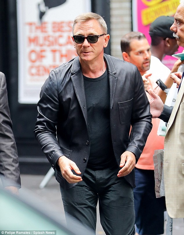 Daniel Craig chưa nhận lời đóng tiếp phim về điệp viên 007 | Báo Dân trí