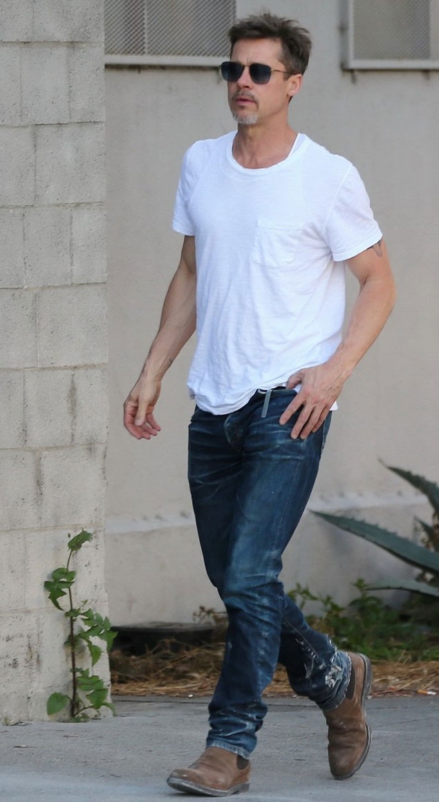 Brad Pitt tươi rói khi tiếp xúc với phóng viên - 13