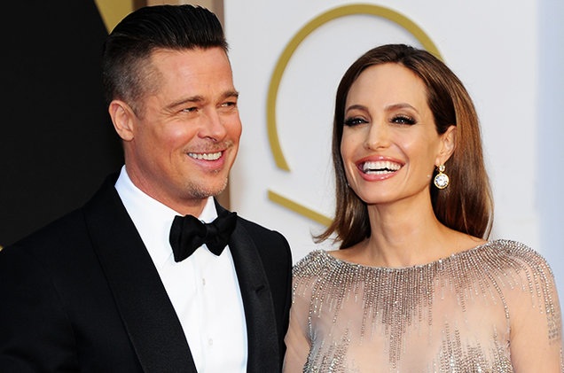 
Brad Pitt buộc tội Angelina Jolie sử dụng truyền thông để công kích anh còn Angelina Jolie cho rằng, Brad Pitt sợ dư luận biết sự thật về cuộc hôn nhân giữa họ.
