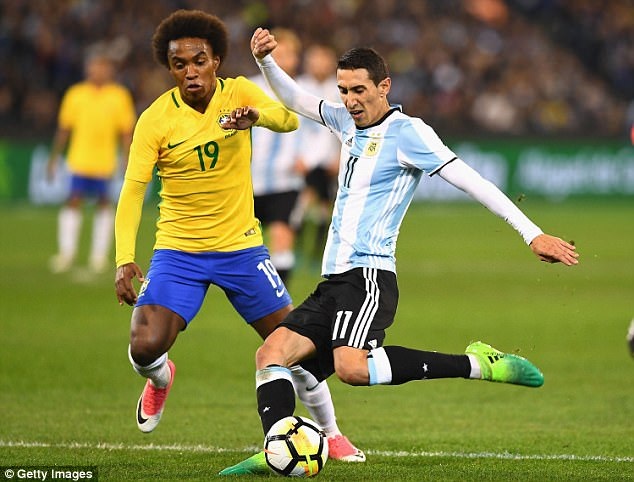 Những khoảnh khắc kinh điển ở đại chiến Brazil-Argentina - 14
Di Maria có trận đấu nổi bật hơn Willian