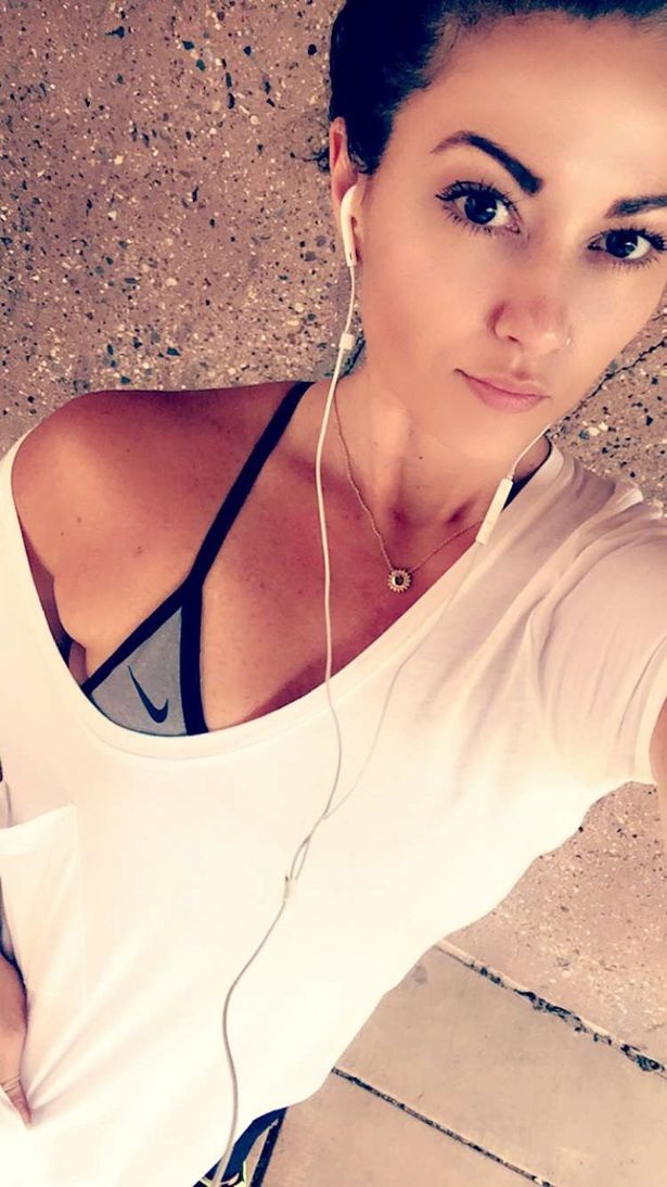 Cô gái béo phì "lột xác" thành biểu tượng sexy - 2 Cô gái béo phì "lột xác" thành biểu tượng sexy - 2