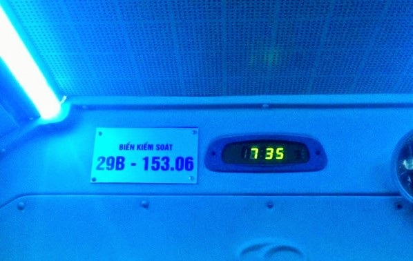 Buýt nhanh thành... buýt chậm! - 3
... tới bến xe Yên Nghĩa trong giờ cao điểm chiều tối 17/8.