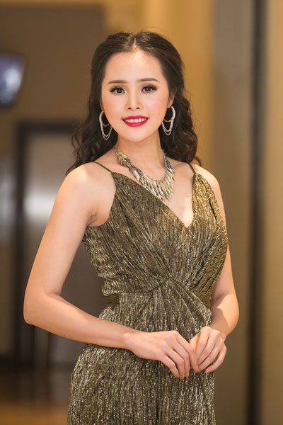 Ca sĩ Lê Trinh: Trốn chồng đi thi “Solo cùng Bolero”? - 1 Ca sĩ Lê Trinh.