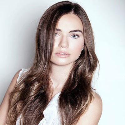 Hoa hậu Kelly Trang Trần gấp rút tìm ứng viên dự thi Mrs World - 3 Nữ ca sỹ Noelle Chiodo, một ca sỹ chuyên nghiệp đã từng trình diễn khắp nơi trên thế giới cô có gương mặt giống người mẫu Victoria Secret Miranda Kerr.
