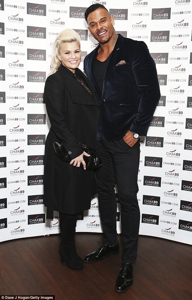 Kerry Katona bị chồng cũ tố nghiện rượu - 2
George Kay sau đó cũng lên báo tố vợ cũ là người nghiện rượu